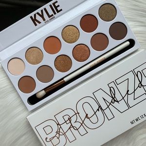 Eyeshadow Palette